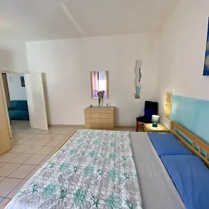 Via Marinedda 9 Appartamento Isola Rossa (Sassari)